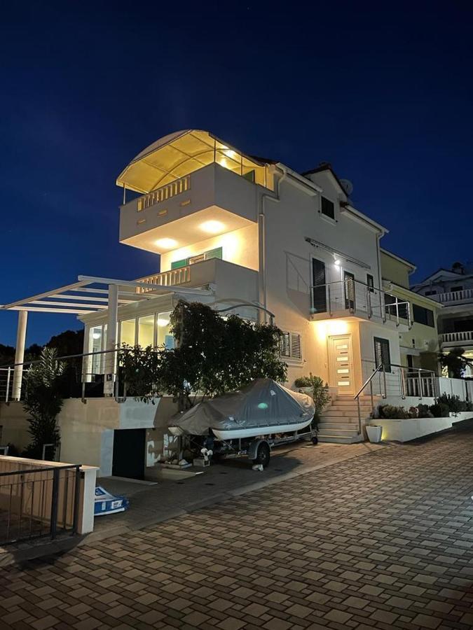 Apartments Villa Lili Lovetovo Vodice Exterior foto